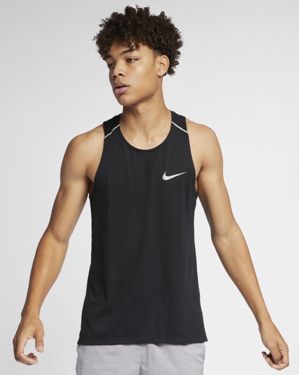 Nike Rise 365 Tank Black The Nike Rise 365 Tank is your go-to for soft ...