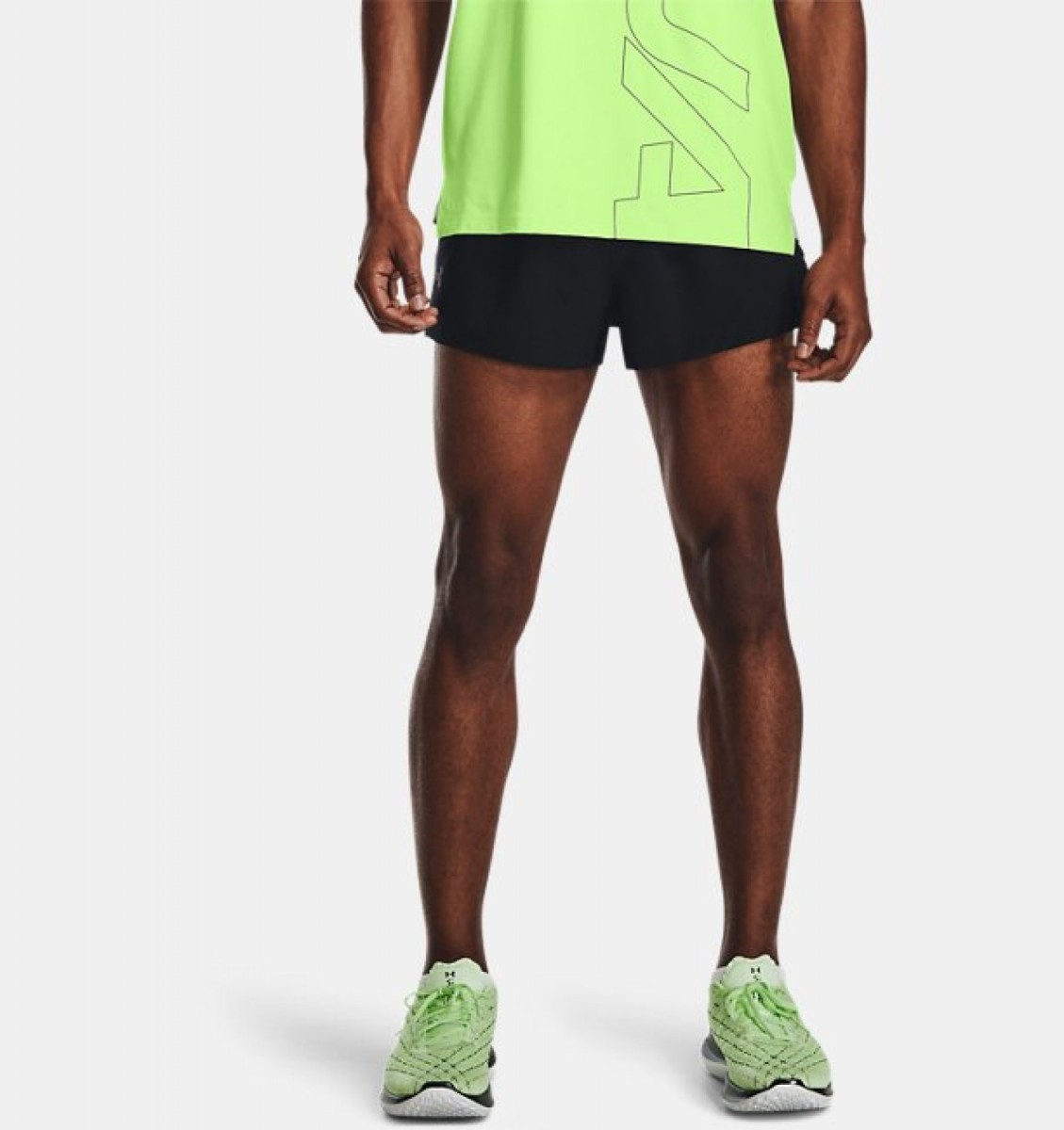 do men's running shorts have liners pool