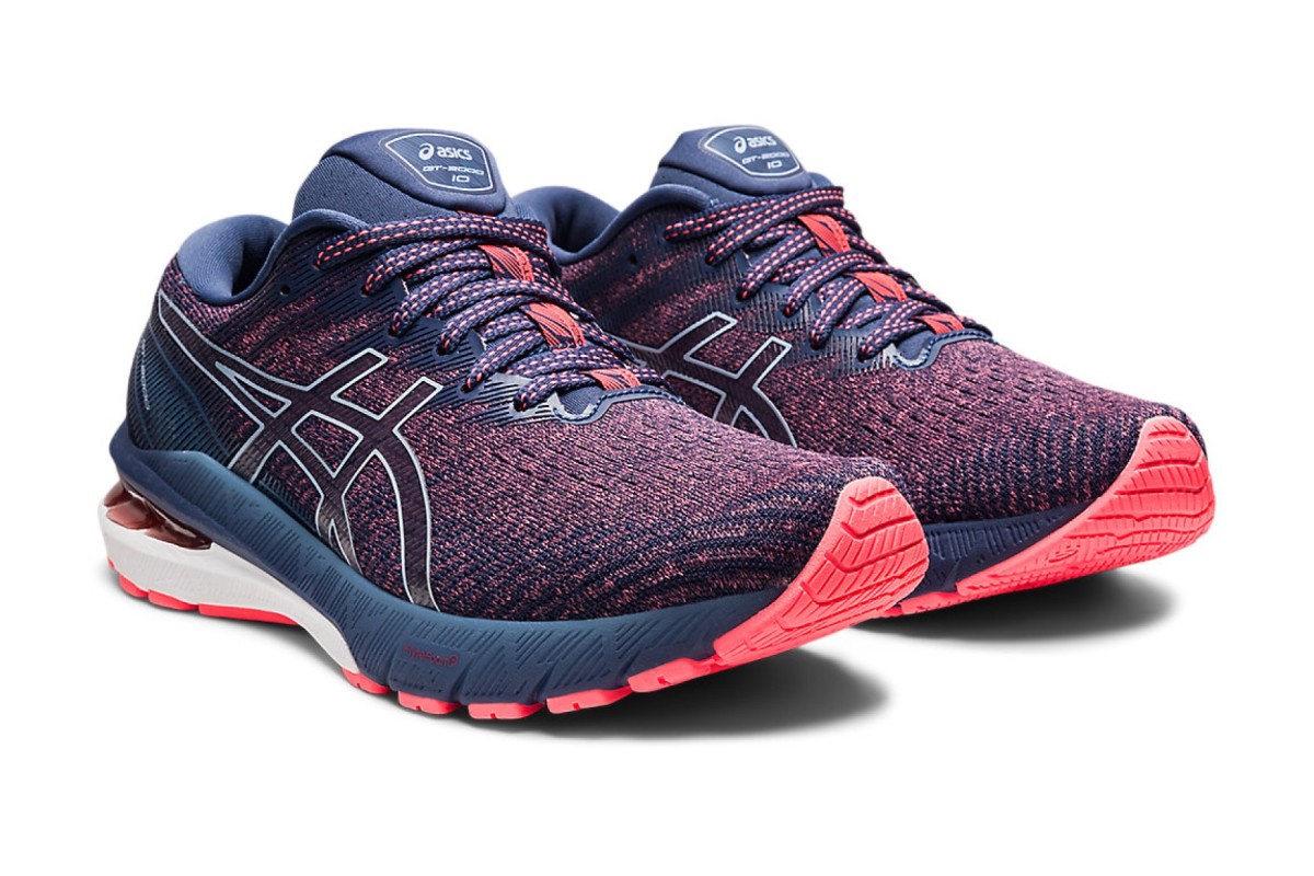 Asics GT-2000 10 Blazing Coral / Blue The GT-2000™ 10 shoe keeps your mind and body focused on the road ahead. It's a versatile running style that's functional for various distances.
