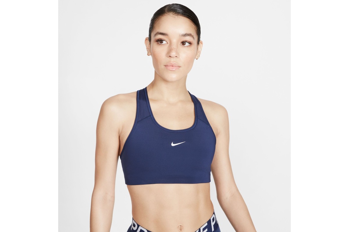 Nike Swoosh Medium-Support 1-Piece Pad Sports Bra Rosewood The Nike Dri-FIT Swoosh  Sports Bra features our removable 1-piece pad designed to load easily from  the top and keep a smooth and consistent