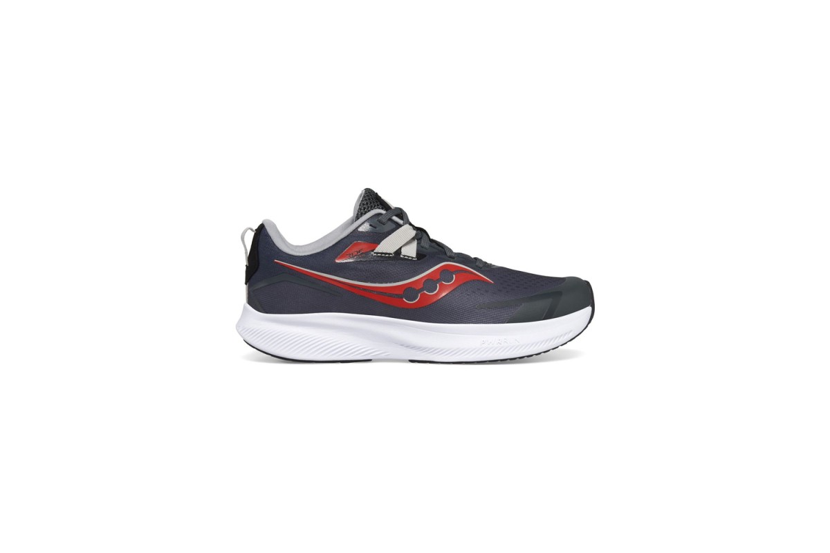 Boys saucony deals sneakers