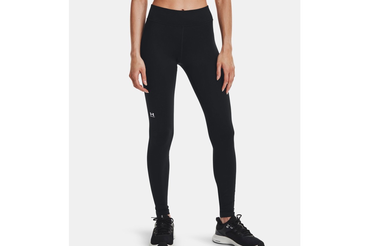 Under Armour ColdGear Authentics Leggings We all hate it. That stiff,  distracted feeling you get when you're out in the cold. That's why, we  built a baselayer that keeps you warm and