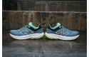 Thumbnail of new-balance-860-v142_788995.jpg