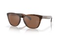 Thumbnail of oakley-frogskins_571244.jpg