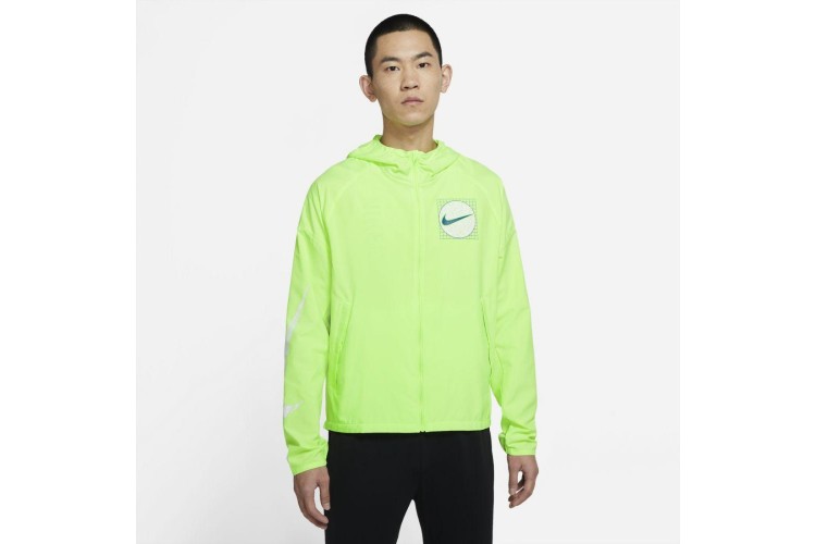 Nike Essential Wild Run Jacket Ghost Green