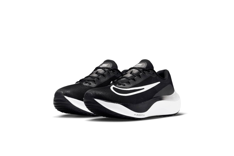 Nike fly zoom black hotsell